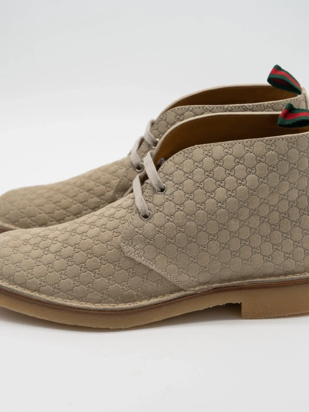 Gucci GG Suede Desert Boots Embossed Oatmeal Mens size 9G 9.5 US